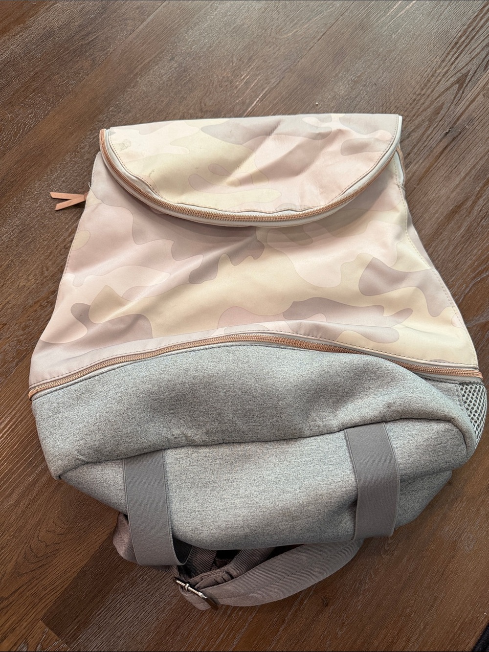 Stella and Dot Pink Camo Convertible Backpack